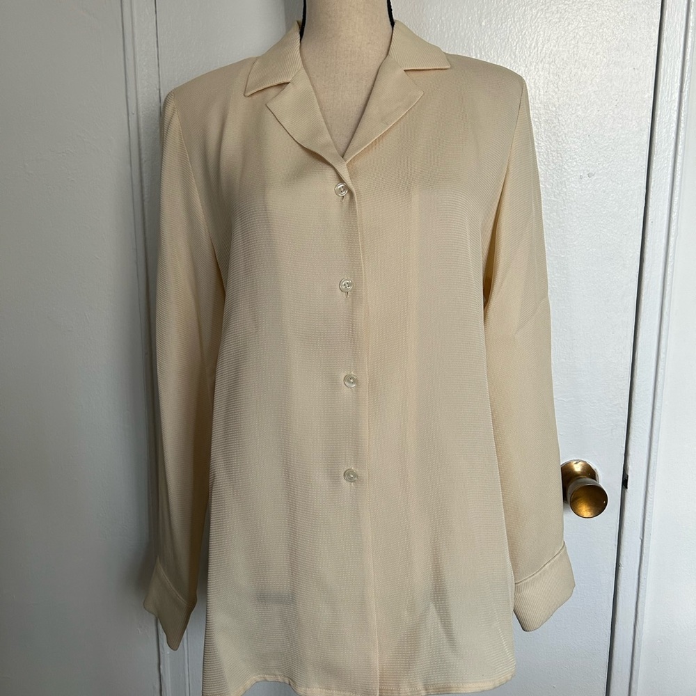 Blouse by GALLANT New York
100% Silk